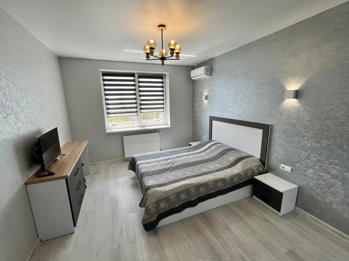 Apartment For You Ivano-Frankivsk Esterno foto